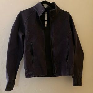 Lululemon women’s jacket